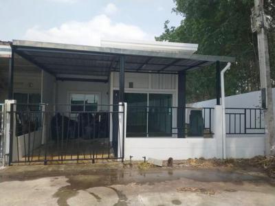 ทาวน์เฮาส์ 1575000 ชลบุรี  