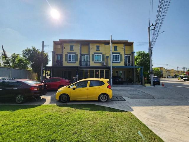 ทาวน์เฮาส์ 3500000 นนทบุรี บางบัวทอง บางรักพัฒนา