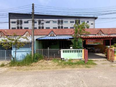 ทาวน์เฮาส์ 900000 สุรินทร์ เมืองสุรินทร์ นอกเมือง