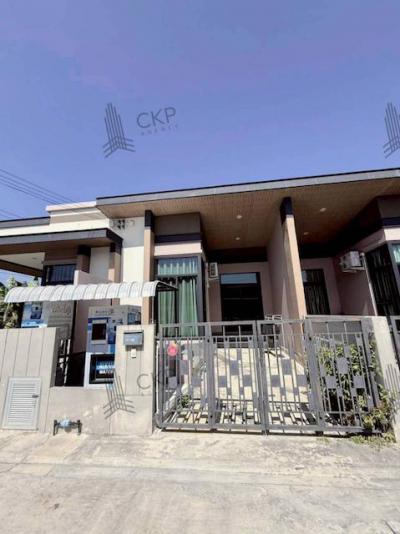 ทาวน์เฮาส์ 2200000 ชลบุรี พานทอง บางนาง