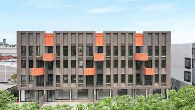 สำนักงาน 120000 กรุงเทพมหานคร เขตจตุจักร ลาดยาว