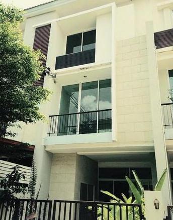 ทาวน์เฮาส์ 35000 กรุงเทพมหานคร เขตยานนาวา ช่องนนทรี