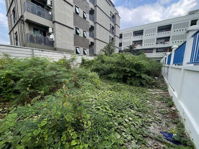 ที่ดิน 18000 กรุงเทพมหานคร เขตลาดพร้าว ลาดพร้าว