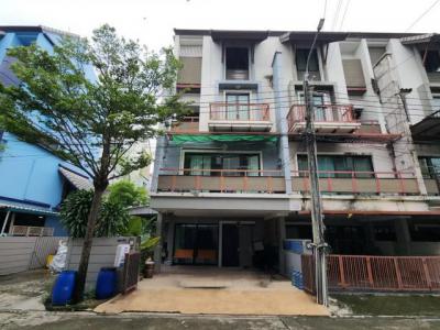 ทาวน์เฮาส์ 8500000 กรุงเทพมหานคร เขตห้วยขวาง สามเสนนอก