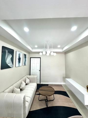 ทาวน์เฮาส์ 1850000 ชลบุรี บางละมุง หนองปรือ