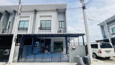 ทาวน์เฮาส์ 2300000 ปทุมธานี ลำลูกกา บึงคำพร้อย