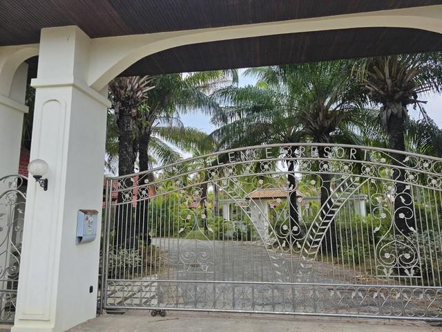 ที่ดิน 90000000 ชลบุรี บางละมุง ห้วยใหญ่