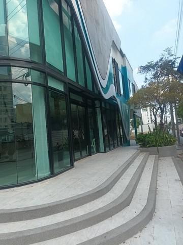 สำนักงาน 120000 กรุงเทพมหานคร เขตจตุจักร ลาดยาว