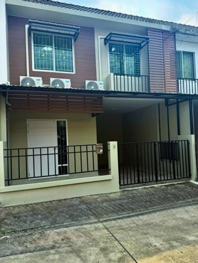 ทาวน์เฮาส์ 18999 กรุงเทพมหานคร  