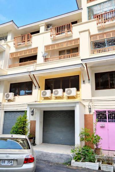 อาคารพาณิชย์ 14999 กรุงเทพมหานคร เขตบางขุนเทียน แสมดำ