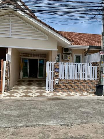 ทาวน์เฮาส์ 2890000 ชลบุรี บางละมุง หนองปรือ