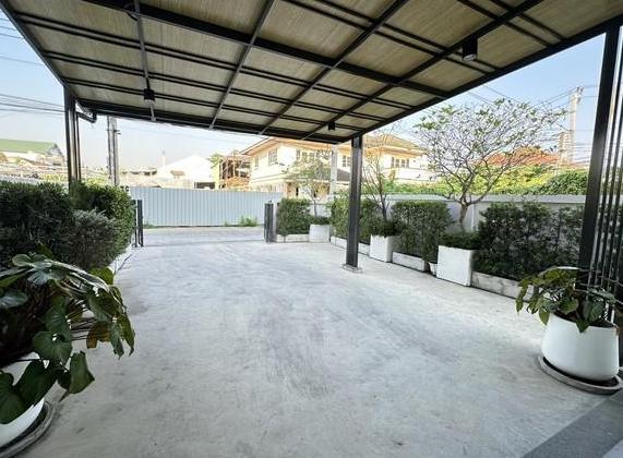 ทาวน์เฮาส์ 50000 กรุงเทพมหานคร เขตลาดพร้าว จรเข้บัว