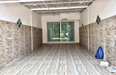 ทาวน์เฮาส์ 1490000 ชลบุรี บางละมุง หนองปรือ