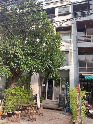 อาคารพาณิชย์ 5500000 กรุงเทพมหานคร เขตวังทองหลาง วังทองหลาง