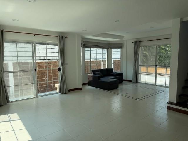 บ้านเดี่ยว 25000 กรุงเทพมหานคร เขตทวีวัฒนา ศาลาธรรมสพน์