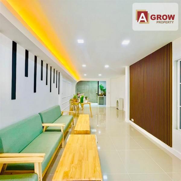 ทาวน์เฮาส์ 2450000 ปทุมธานี ธัญบุรี บึงยี่โถ