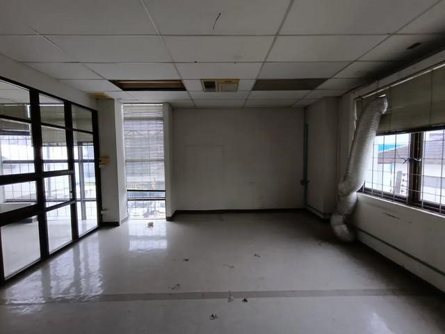 สำนักงาน 44041000 ลำปาง เมืองลำปาง หัวเวียง