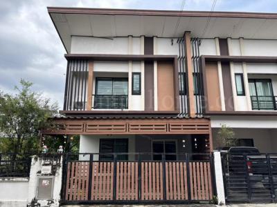 ทาวน์เฮาส์ 2390000 นครปฐม สามพราน บางกระทึก