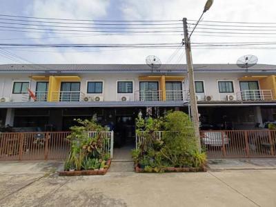 ทาวน์เฮาส์ 1588000 ชลบุรี พานทอง พานทอง