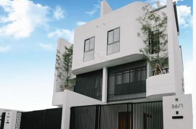 บ้านเดี่ยว 15500000 กรุงเทพมหานคร เขตพระโขนง บางจาก