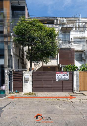 ทาวน์เฮาส์ 7490000 กรุงเทพมหานคร เขตลาดพร้าว ลาดพร้าว