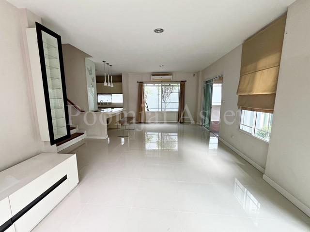 บ้านเดี่ยว 8290000 นครปฐม พุทธมณฑล ศาลายา