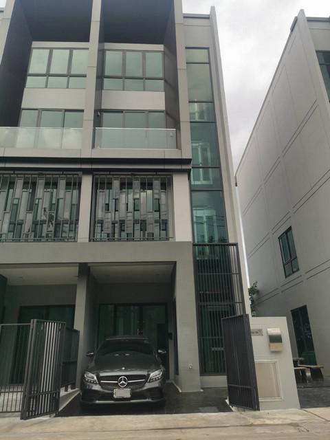 อาคารพาณิชย์ 55000 กรุงเทพมหานคร เขตดอนเมือง สีกัน