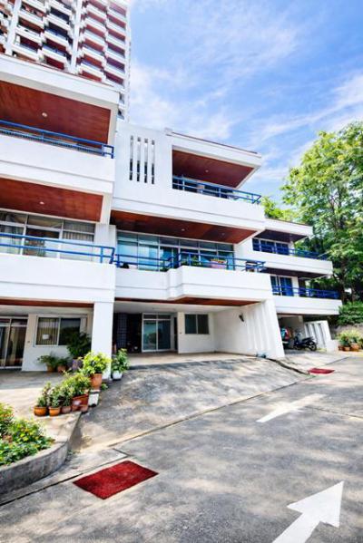 อาคารพาณิชย์ 19999 ชลบุรี ศรีราชา สุรศักดิ์