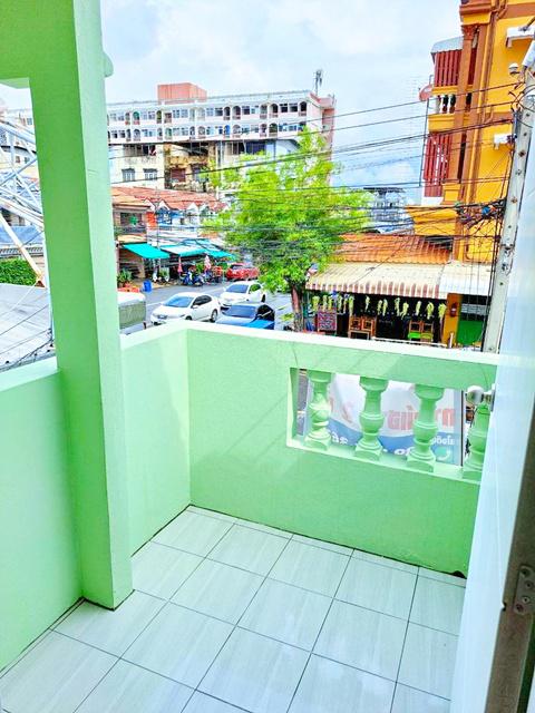 ทาวน์เฮาส์ 8499 นนทบุรี บางใหญ่ เสาธงหิน