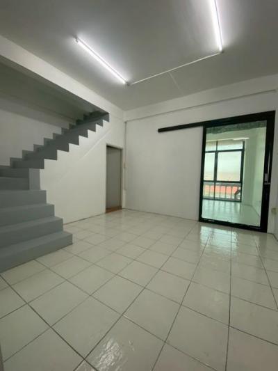 อาคารพาณิชย์ 25000 กรุงเทพมหานคร เขตลาดพร้าว ลาดพร้าว