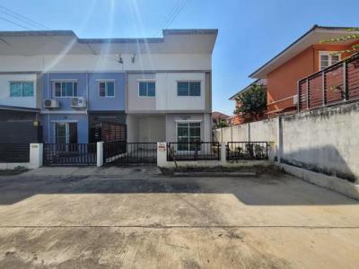 ทาวน์เฮาส์ 2400000 นนทบุรี บางบัวทอง บางรักพัฒนา