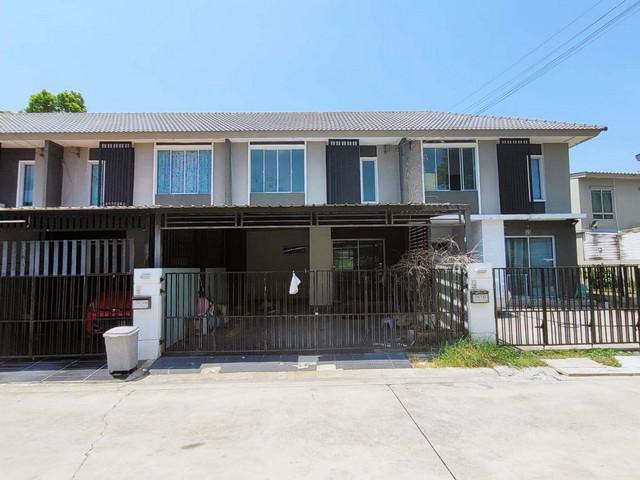 ทาวน์เฮาส์ 1873000 นนทบุรี บางใหญ่ เสาธงหิน