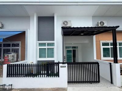 ทาวน์เฮาส์ 2990000 ชลบุรี บางละมุง หนองปรือ