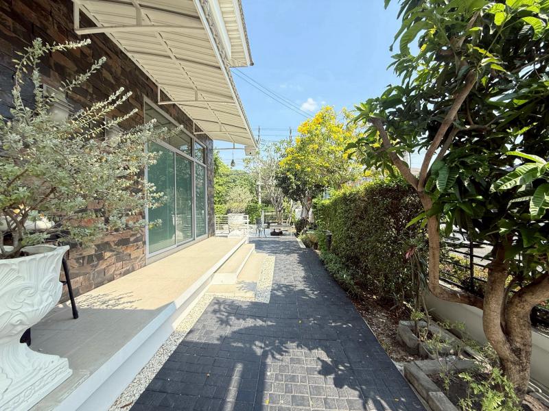 บ้านเดี่ยว 9800000 นนทบุรี เมืองนนทบุรี สวนใหญ่