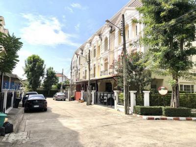 ทาวน์เฮาส์ 7200000 กรุงเทพมหานคร เขตภาษีเจริญ บางจาก