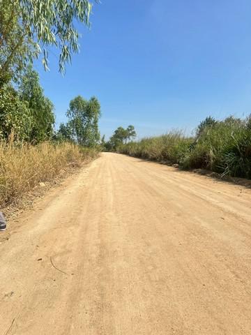 ที่ดิน 40000000 ชลบุรี บางละมุง ตะเคียนเตี้ย