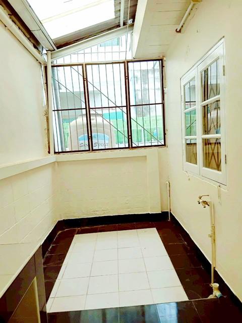 ทาวน์เฮาส์ 7999 ปทุมธานี ธัญบุรี บึงยี่โถ