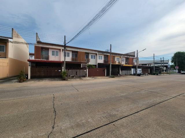 ทาวน์เฮาส์ 2497000 ฉะเชิงเทรา เมืองฉะเชิงเทรา หน้าเมือง