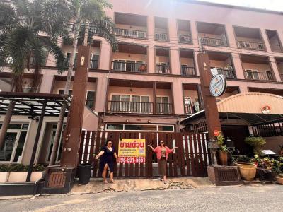 อาคารพาณิชย์ 9900000 ชลบุรี บางละมุง บางละมุง