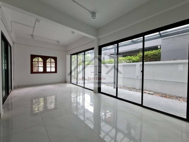 สำนักงาน 60000 กรุงเทพมหานคร เขตลาดพร้าว ลาดพร้าว