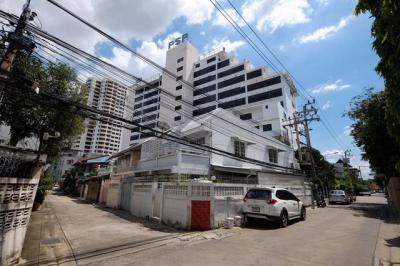 โรงแรม 240000000 นนทบุรี เมืองนนทบุรี สวนใหญ่