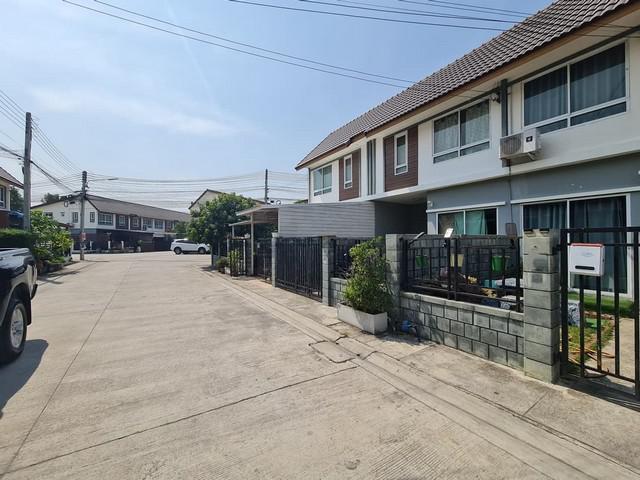 ทาวน์เฮาส์ 1332000 นครปฐม สามพราน ยายชา