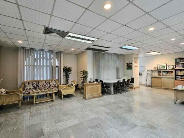 สำนักงาน 6000000 กรุงเทพมหานคร เขตสวนหลวง สวนหลวง