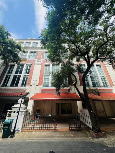 ทาวน์เฮาส์ 120000 กรุงเทพมหานคร เขตวัฒนา คลองตันเหนือ