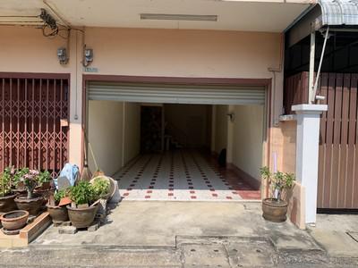 อาคารพาณิชย์ 4790000 กรุงเทพมหานคร เขตจตุจักร ลาดยาว