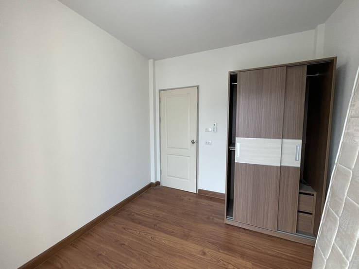 ทาวน์เฮาส์ 2390000 นนทบุรี บางกรวย ศาลากลาง