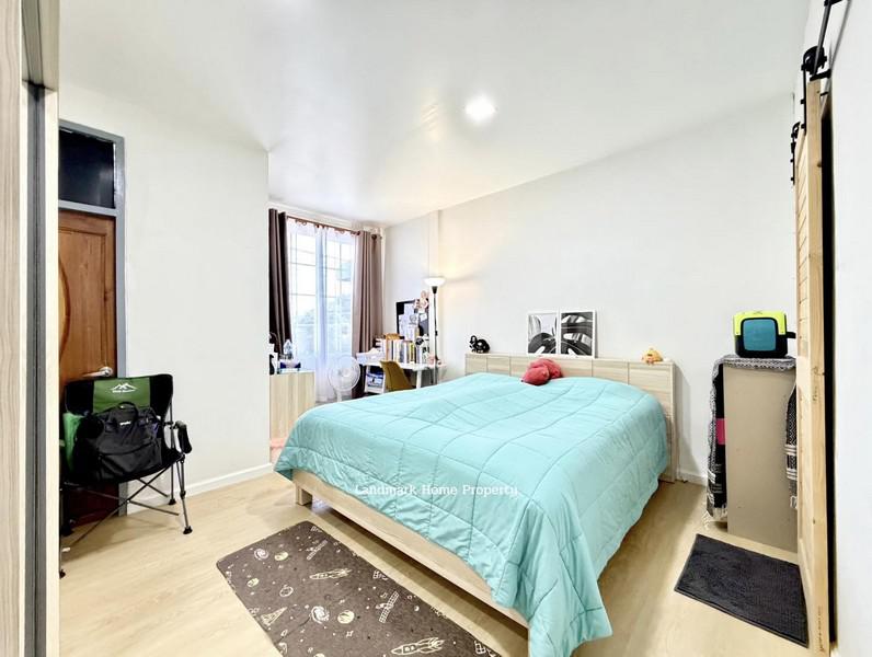 ทาวน์เฮาส์ 1650000 ปทุมธานี ลำลูกกา ลาดสวาย