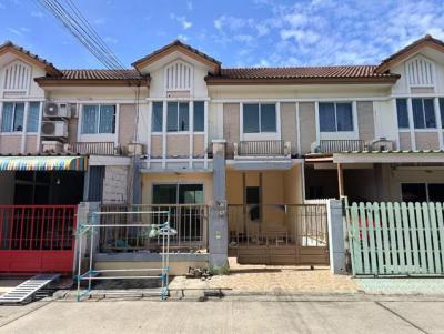 ทาวน์เฮาส์ 1251000 ปทุมธานี ธัญบุรี ประชาธิปัตย์