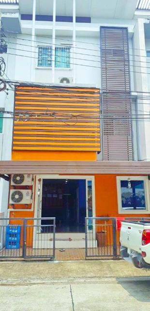 ทาวน์เฮาส์ 18999 กรุงเทพมหานคร เขตประเวศ ประเวศ