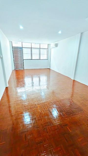 อาคารพาณิชย์ 20198 กรุงเทพมหานคร เขตยานนาวา ช่องนนทรี